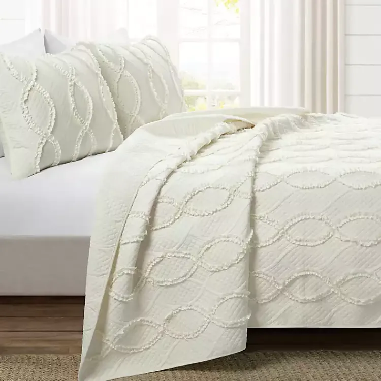Quilts-Kirklands Home Ivory Trellis Ruffles 3-pc. King Quilt Set White